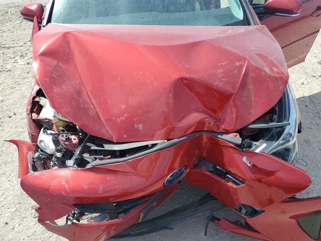 2018 TOYOTA PRIUS TWO photo 21