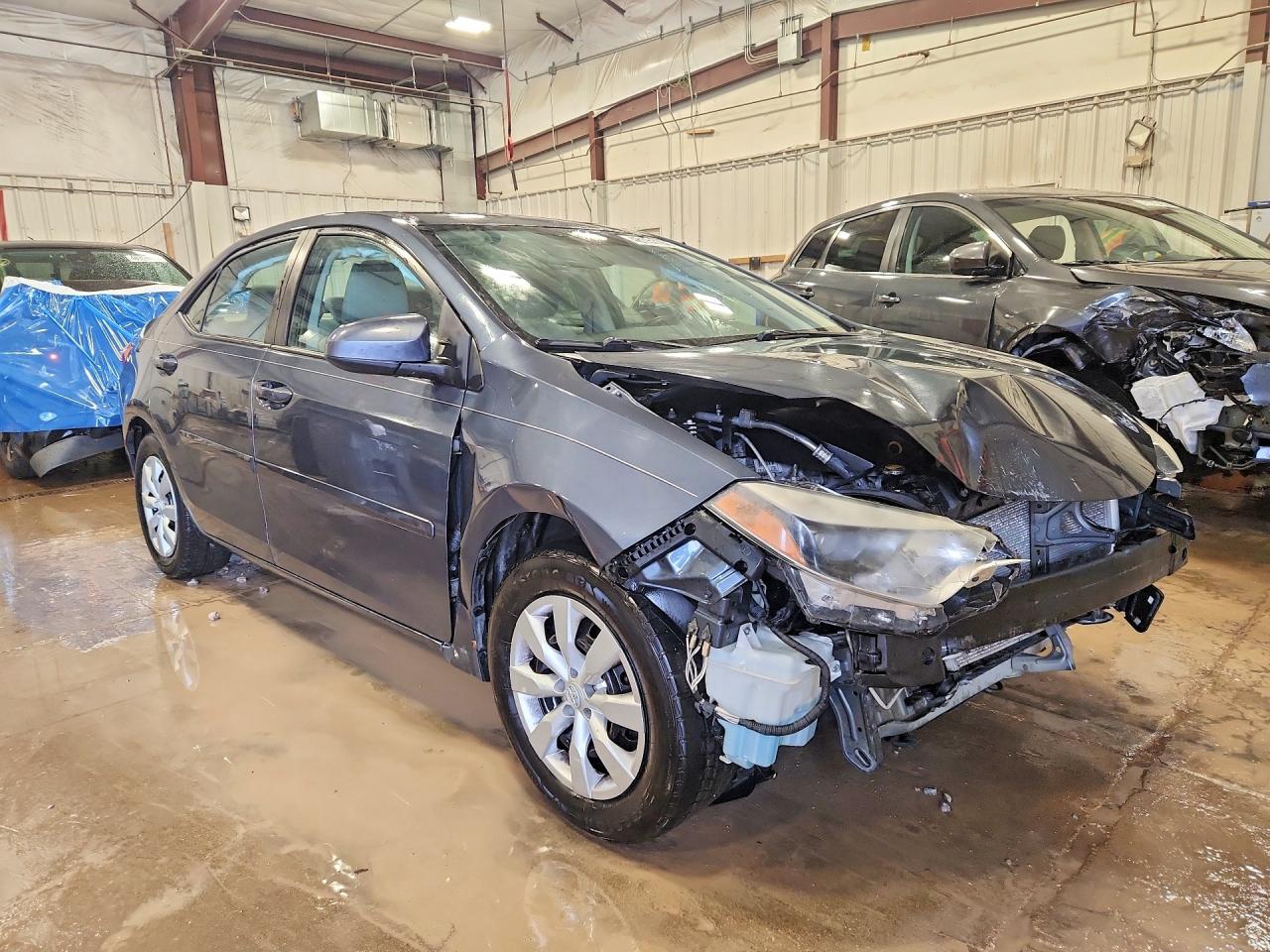 2015 TOYOTA COROLLA LE photo 10