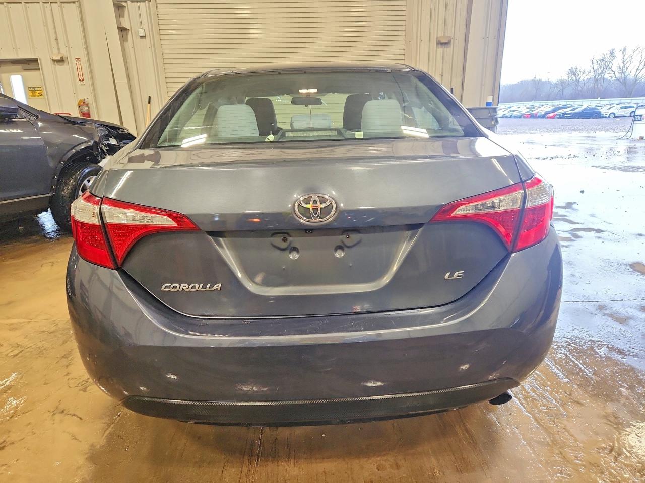2015 TOYOTA COROLLA LE photo 16