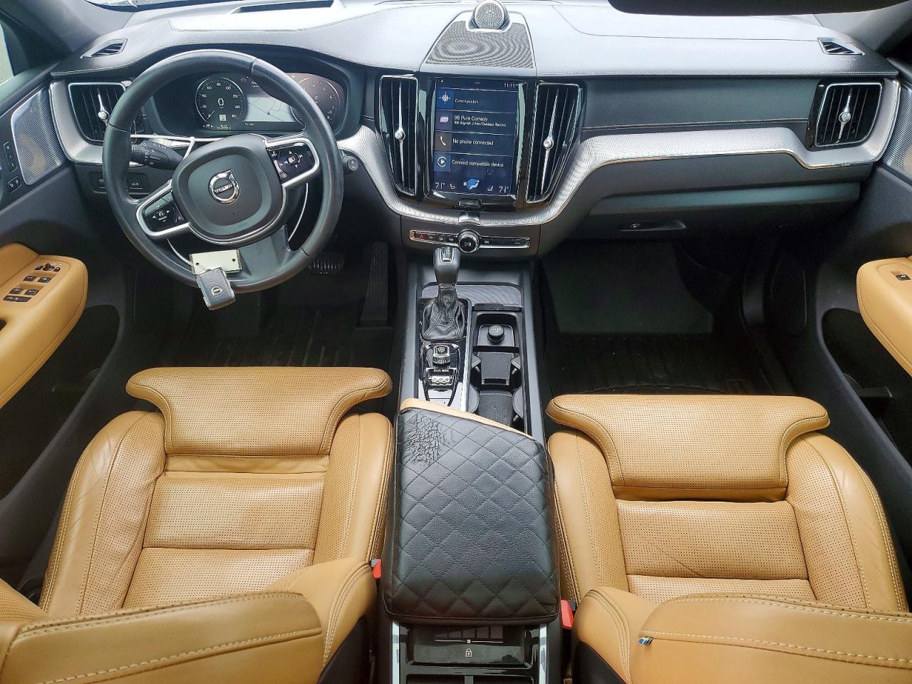 2019 VOLVO XC60 T6 INSCRIPTION photo 15