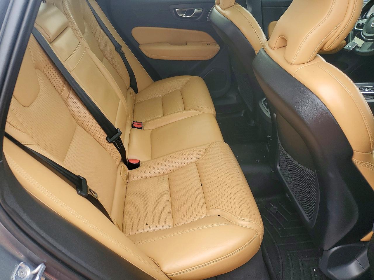 2019 VOLVO XC60 T6 INSCRIPTION photo 21