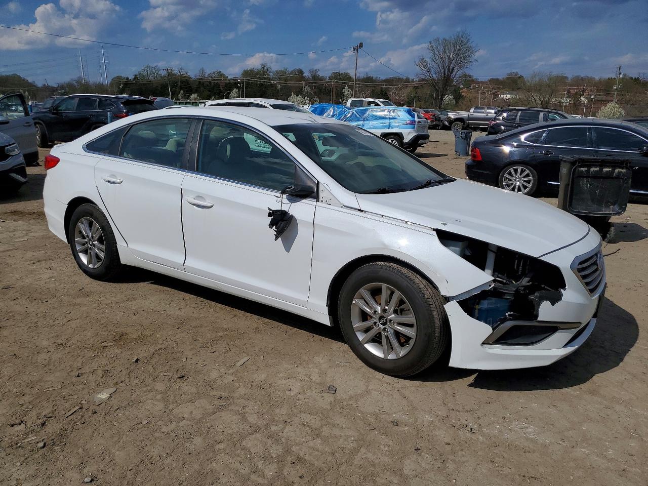 2016 HYUNDAI SONATA SE photo 4