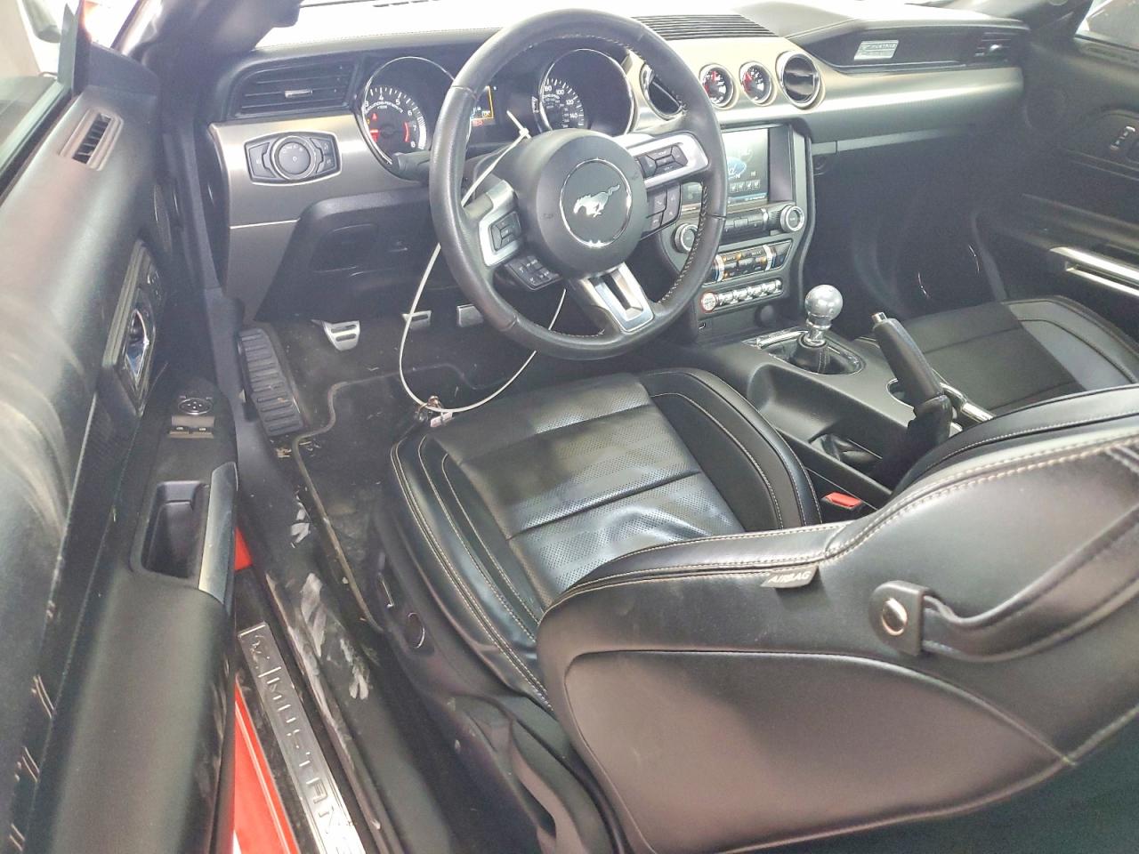 2015 FORD MUSTANG GT photo 22