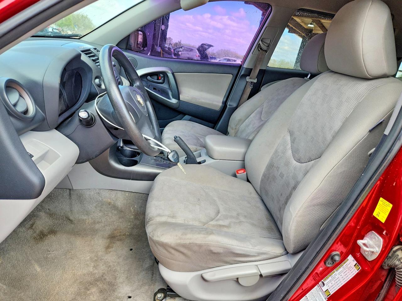 2010 TOYOTA RAV4 BASE photo 7