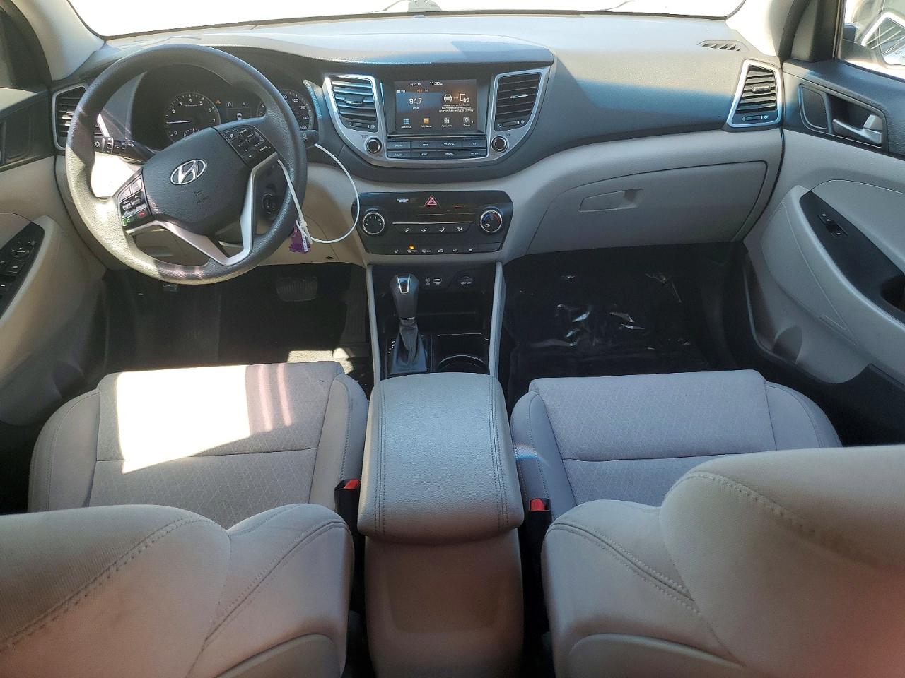 2018 HYUNDAI TUCSON SEL photo 15