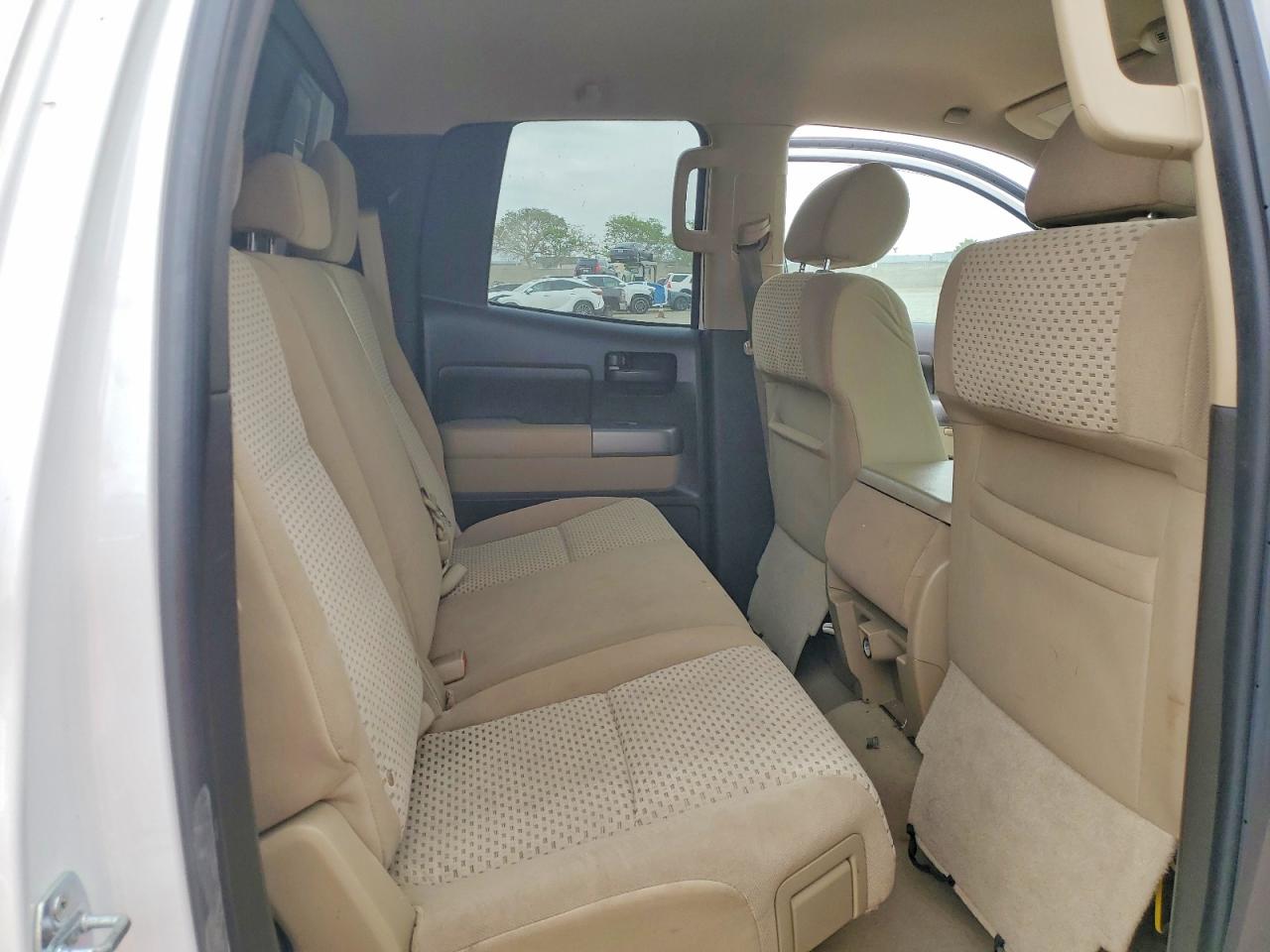 2010 TOYOTA TUNDRA GRADE photo 28