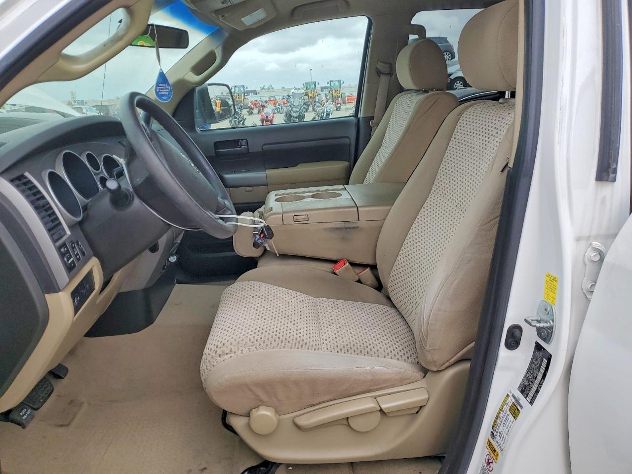 2010 TOYOTA TUNDRA GRADE photo 19