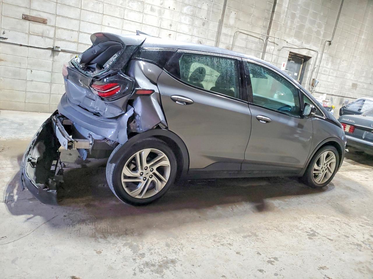 2023 CHEVROLET BOLT EV 1LT photo 5