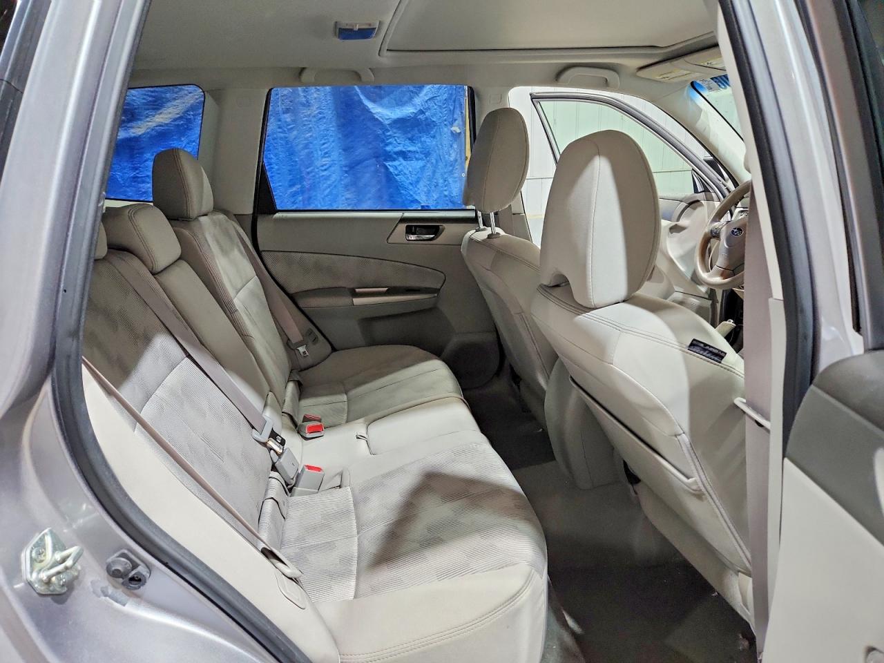 2010 SUBARU FORESTER 2.5X PREMIUM photo 28