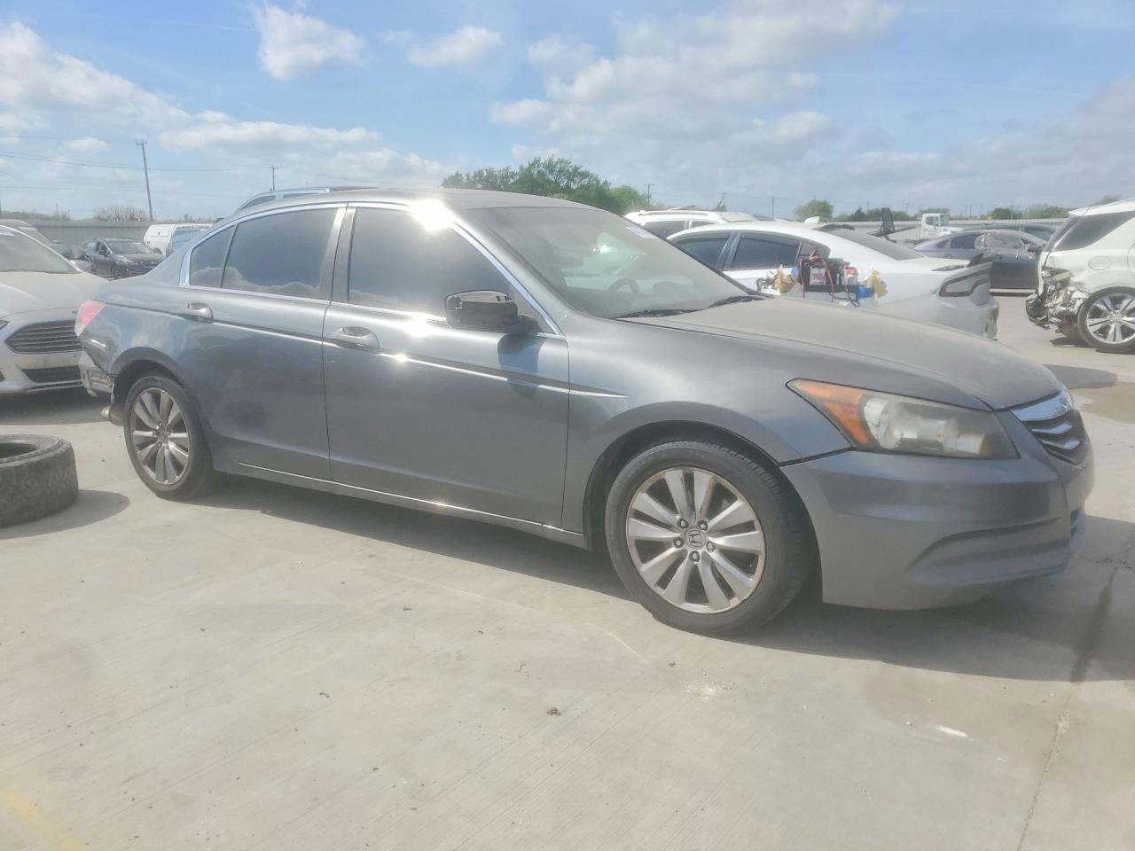 2012 HONDA ACCORD EX photo 4