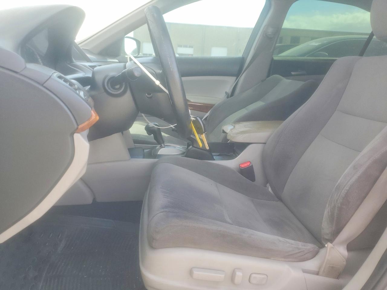 2012 HONDA ACCORD EX photo 7
