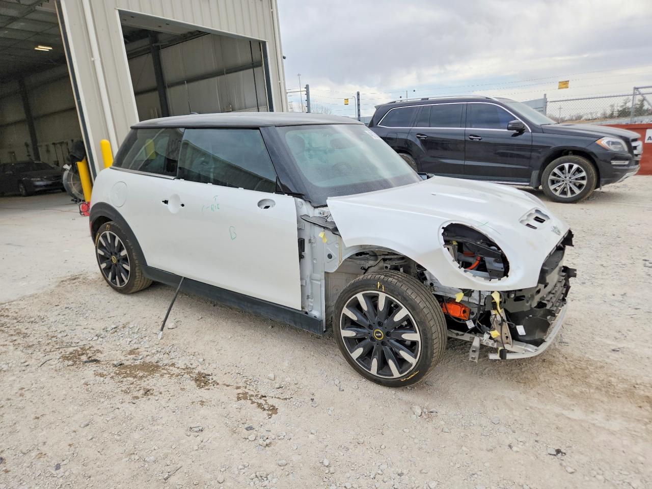 2024 MINI COOPER SE photo 4