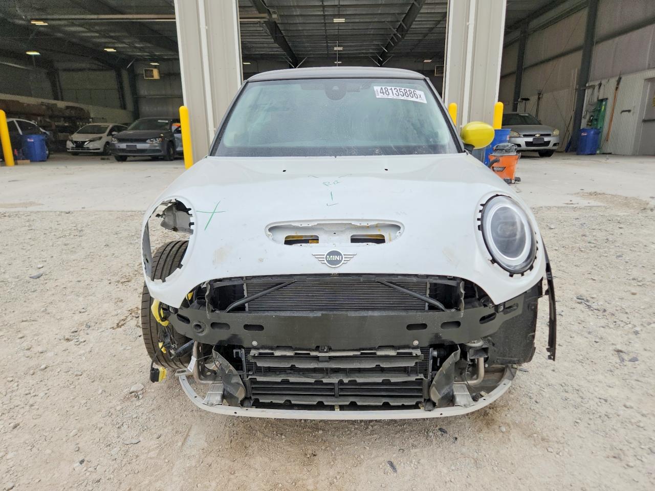 2024 MINI COOPER SE photo 5