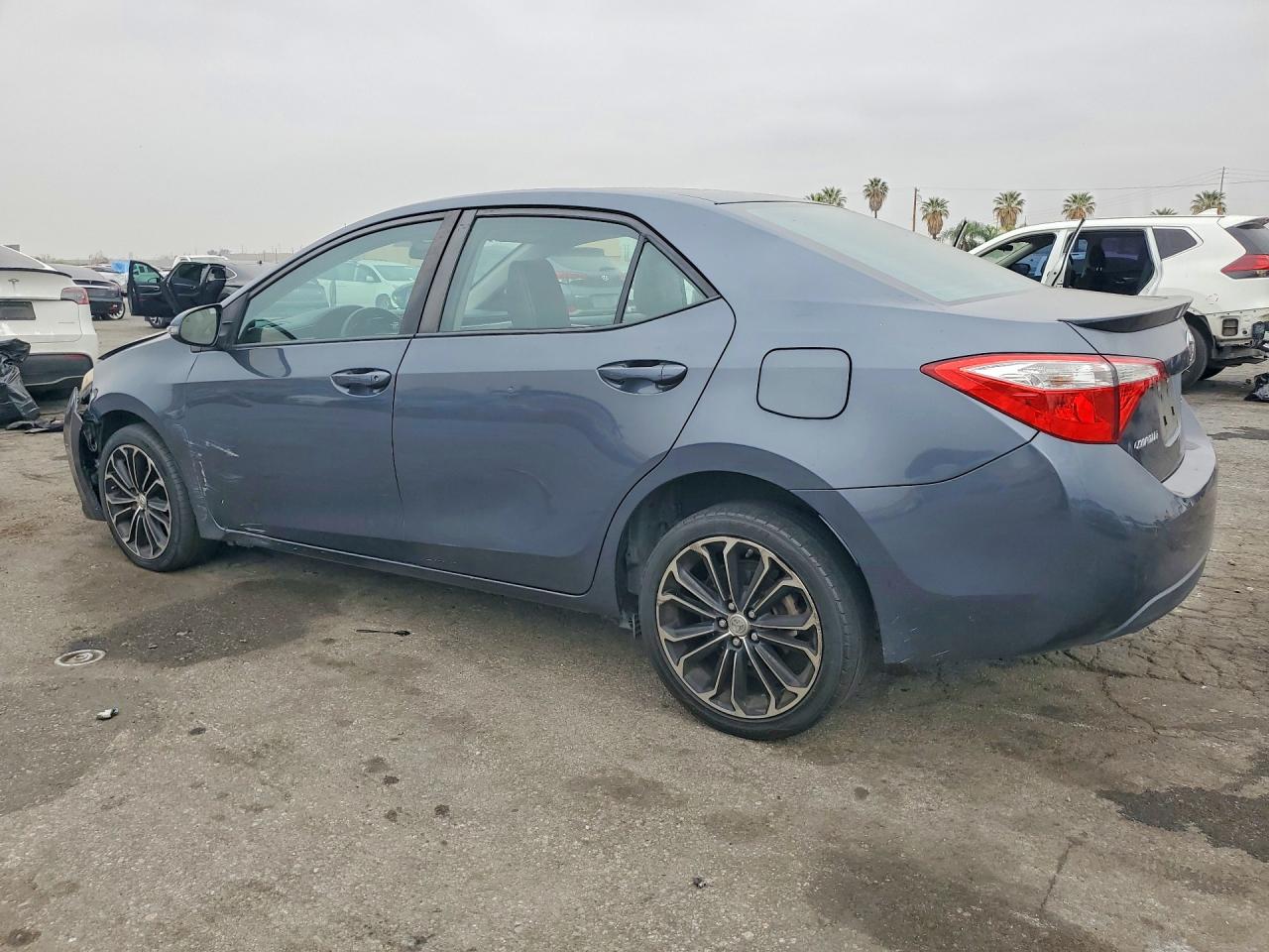 2016 TOYOTA COROLLA S PLUS photo 4