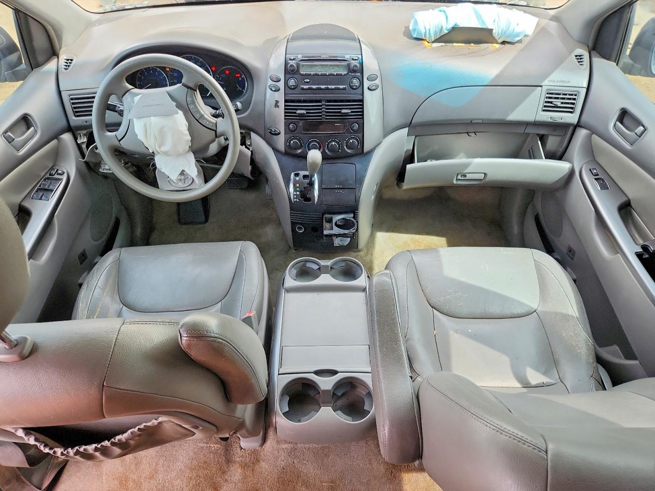 2009 TOYOTA SIENNA LE 7-PASSENGER photo 15