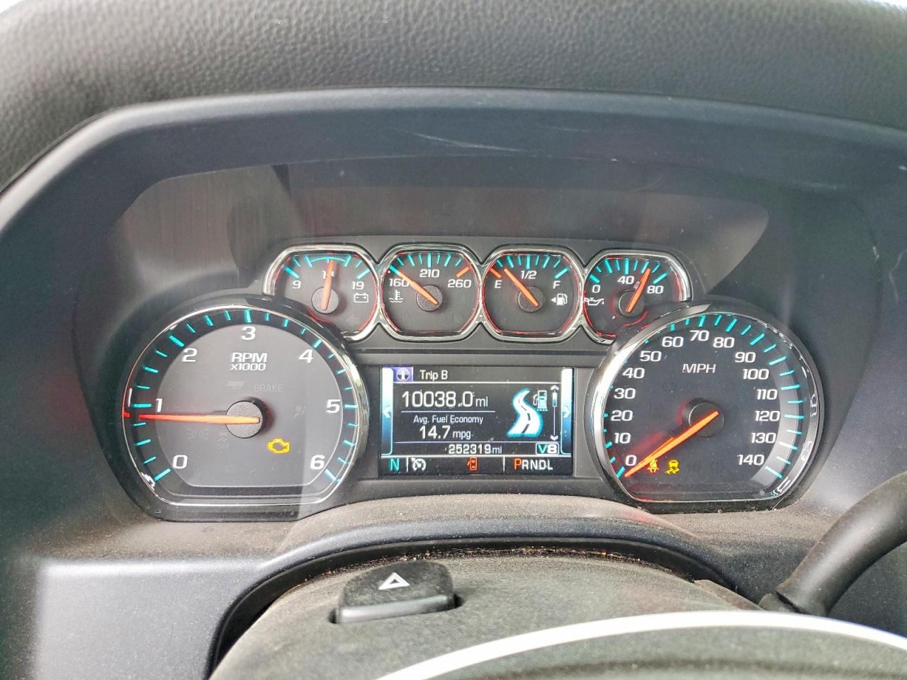 2018 CHEVROLET SILVERADO K1500 LT photo 9