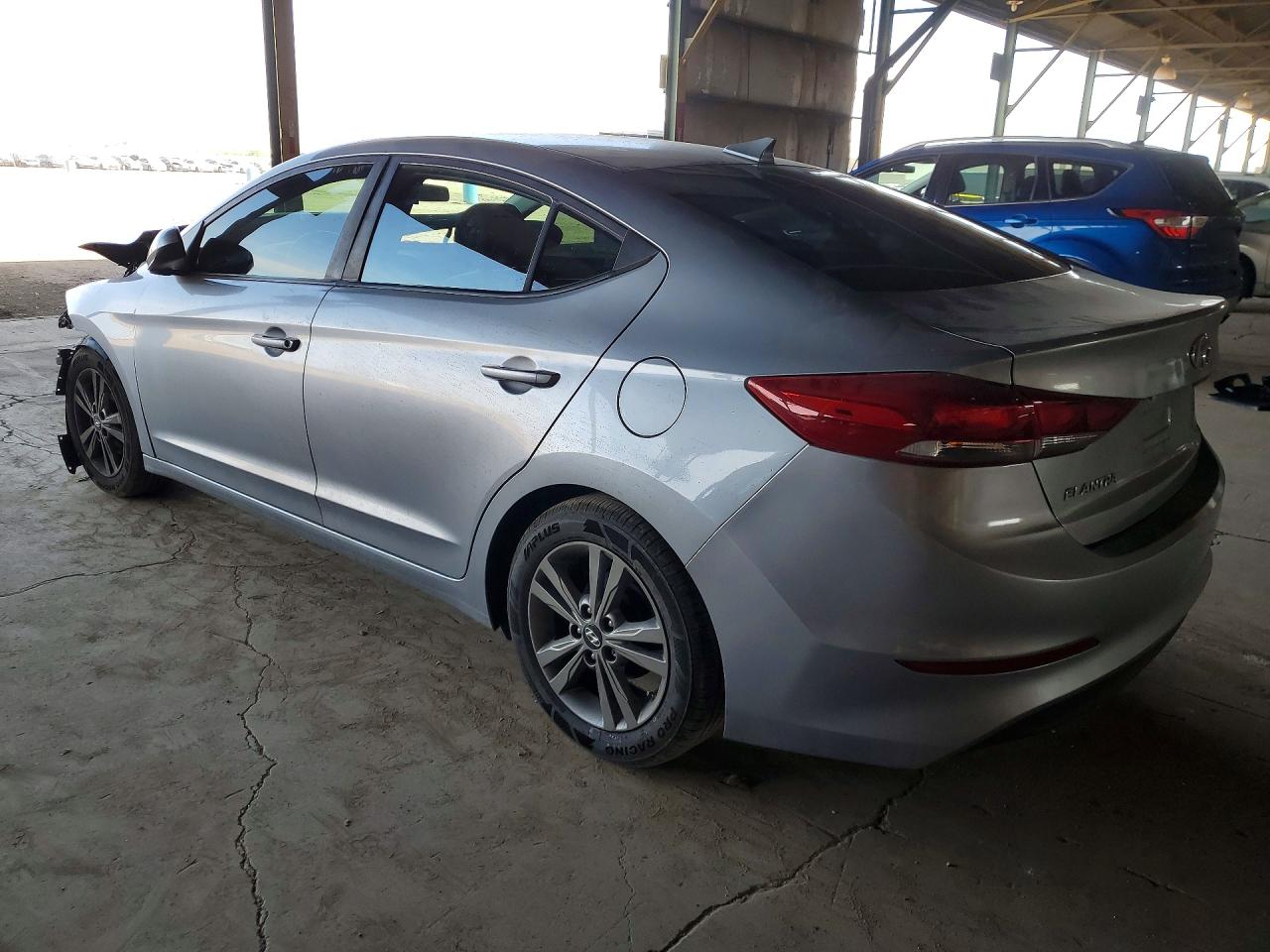 2017 HYUNDAI ELANTRA SE photo 3