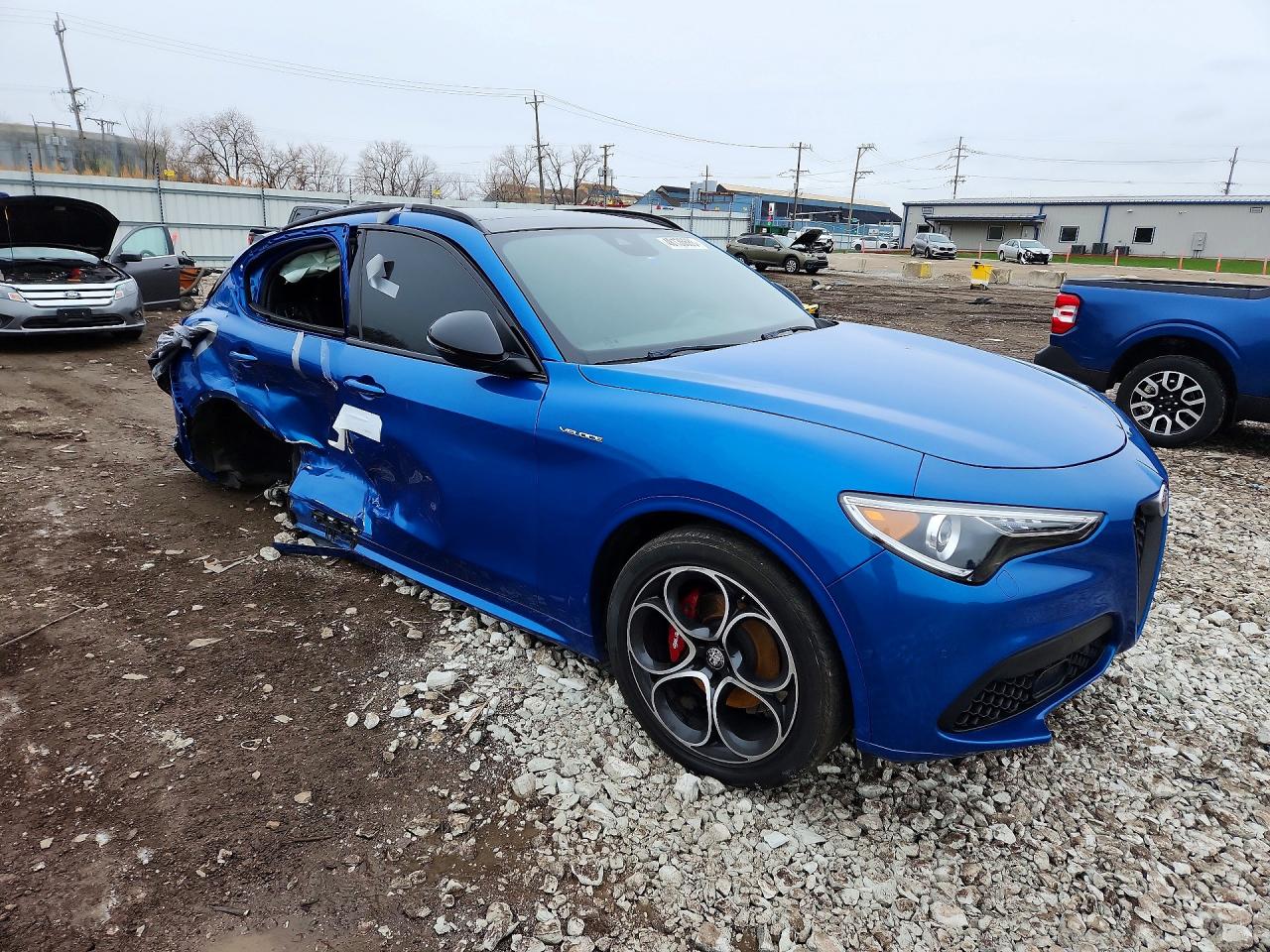 2022 ALFA ROMEO STELVIO TI photo 7