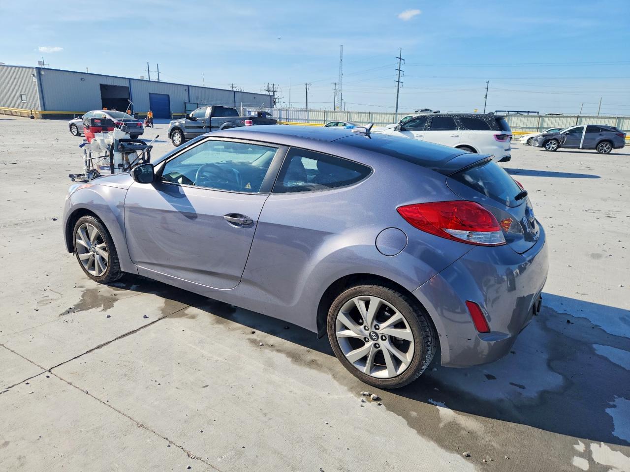 2017 HYUNDAI VELOSTER BASE photo 2