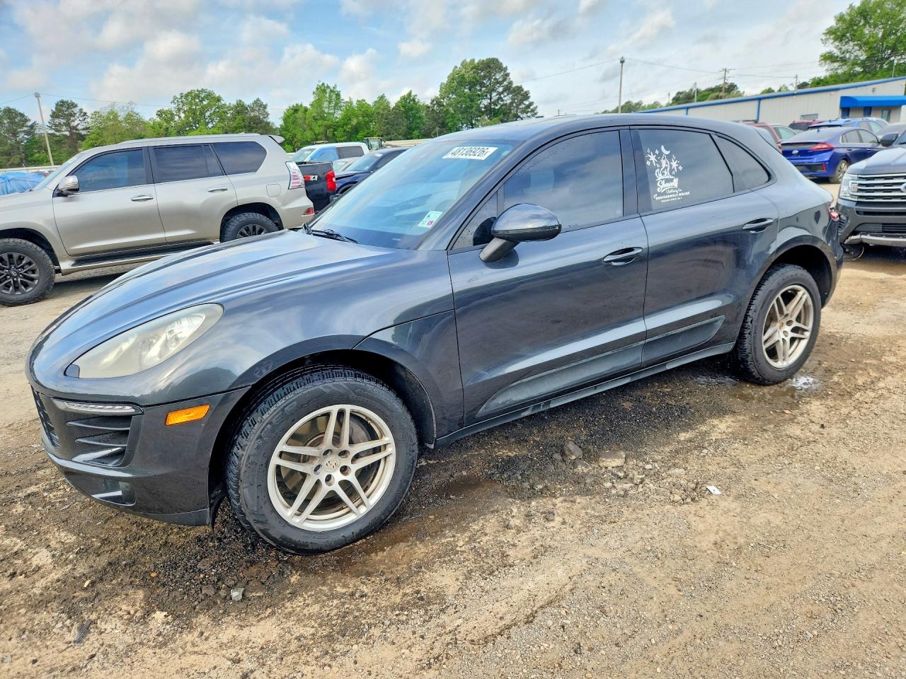 2017 PORSCHE MACAN