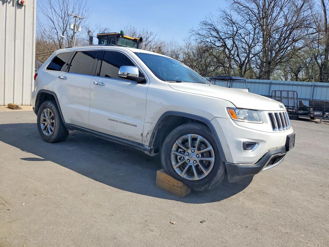 2015 JEEP GRAND CHEROKEE LIMITED photo 4