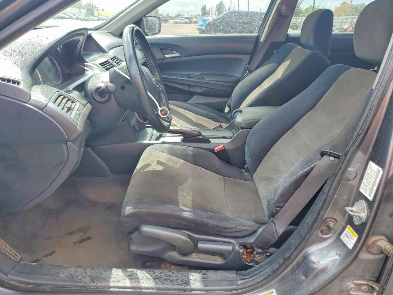 2010 HONDA ACCORD LX photo 7