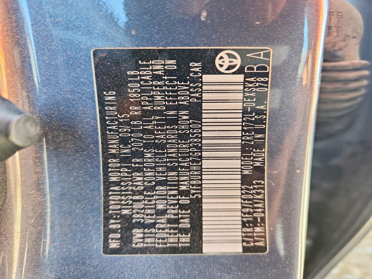 2016 TOYOTA COROLLA S PLUS photo 37