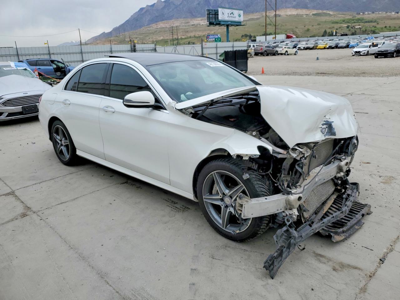 2017 MERCEDES-BENZ E 300 4MATIC photo 7