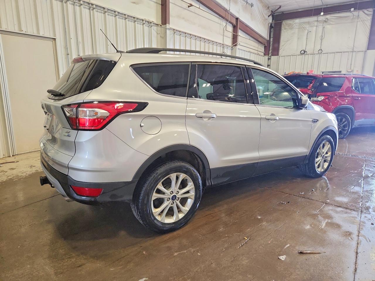 2017 FORD ESCAPE SE photo 7