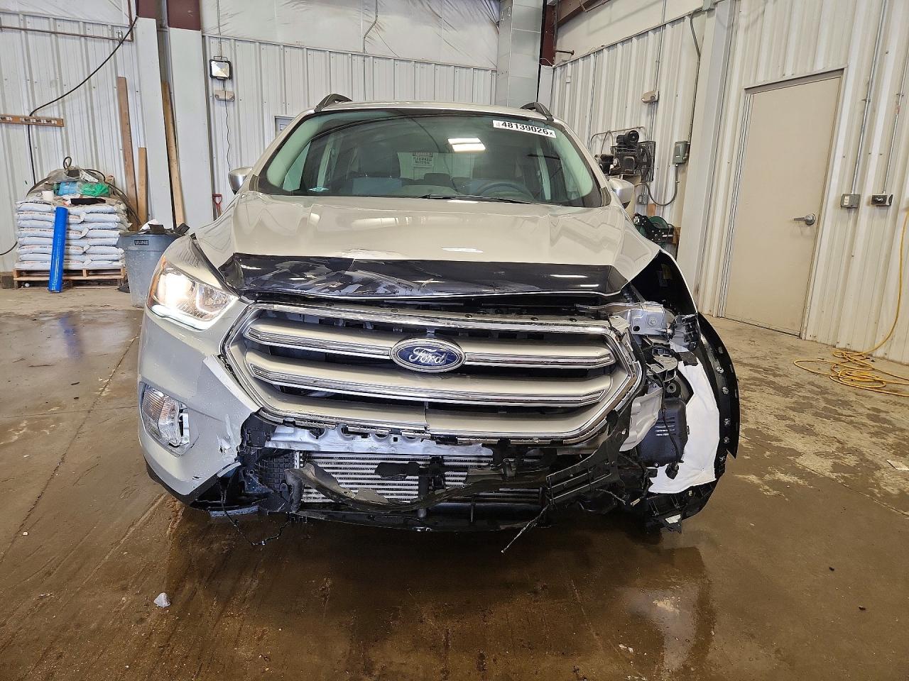 2017 FORD ESCAPE SE photo 13