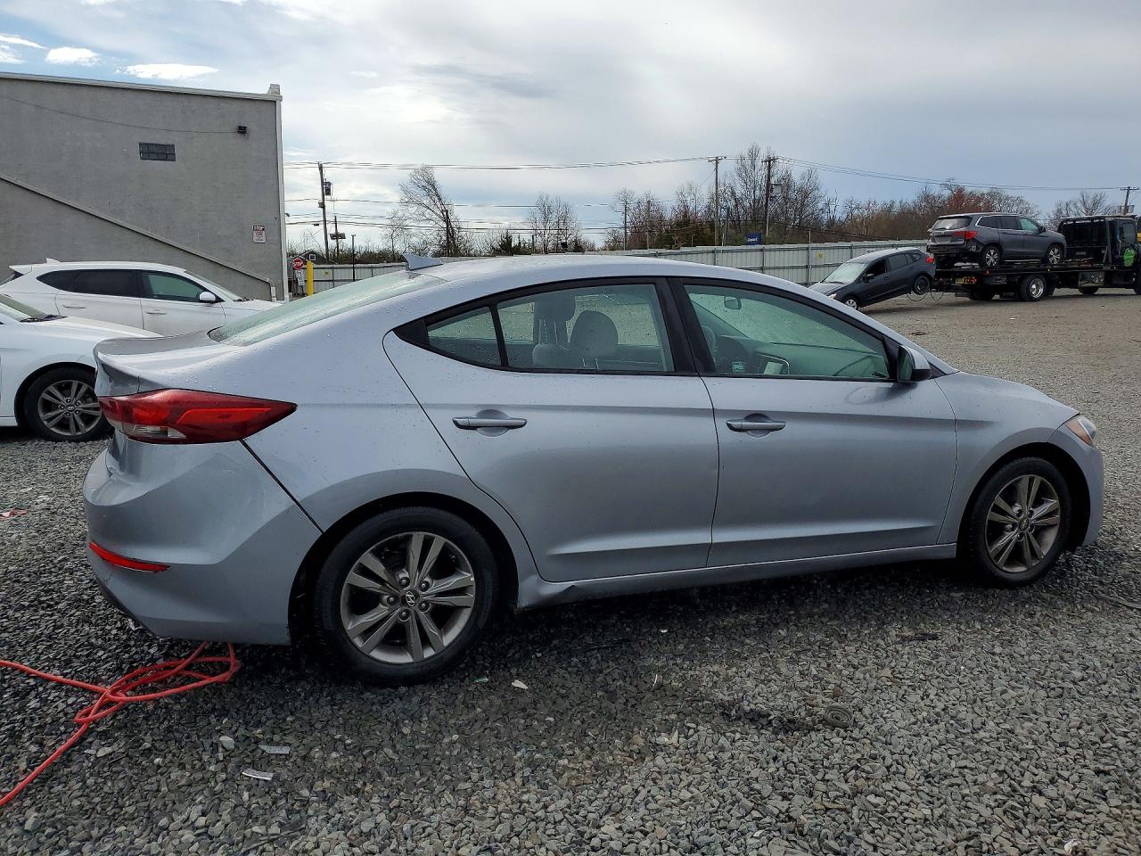 2017 HYUNDAI ELANTRA SE photo 7
