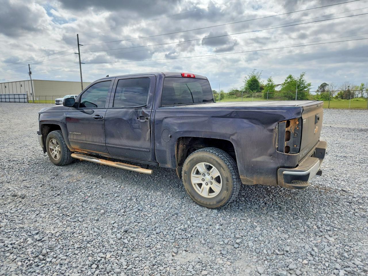 2015 CHEVROLET SILVERADO C1500 LT photo 2