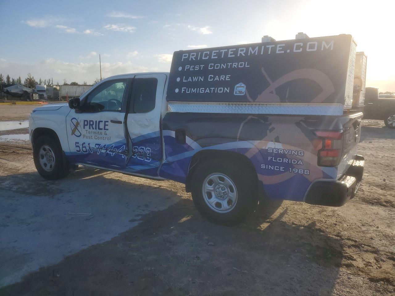 2024 NISSAN FRONTIER S photo 3