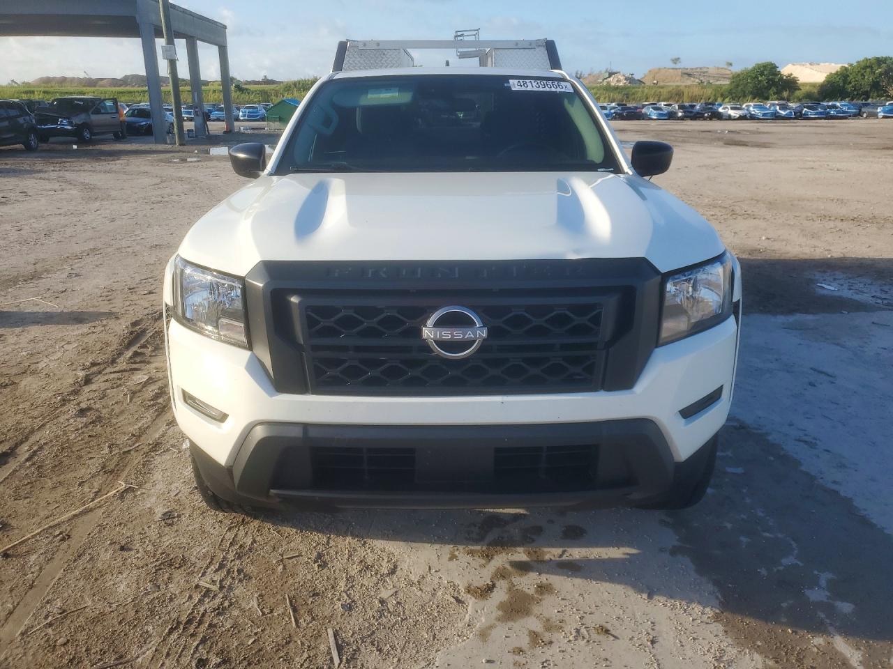 2024 NISSAN FRONTIER S photo 9