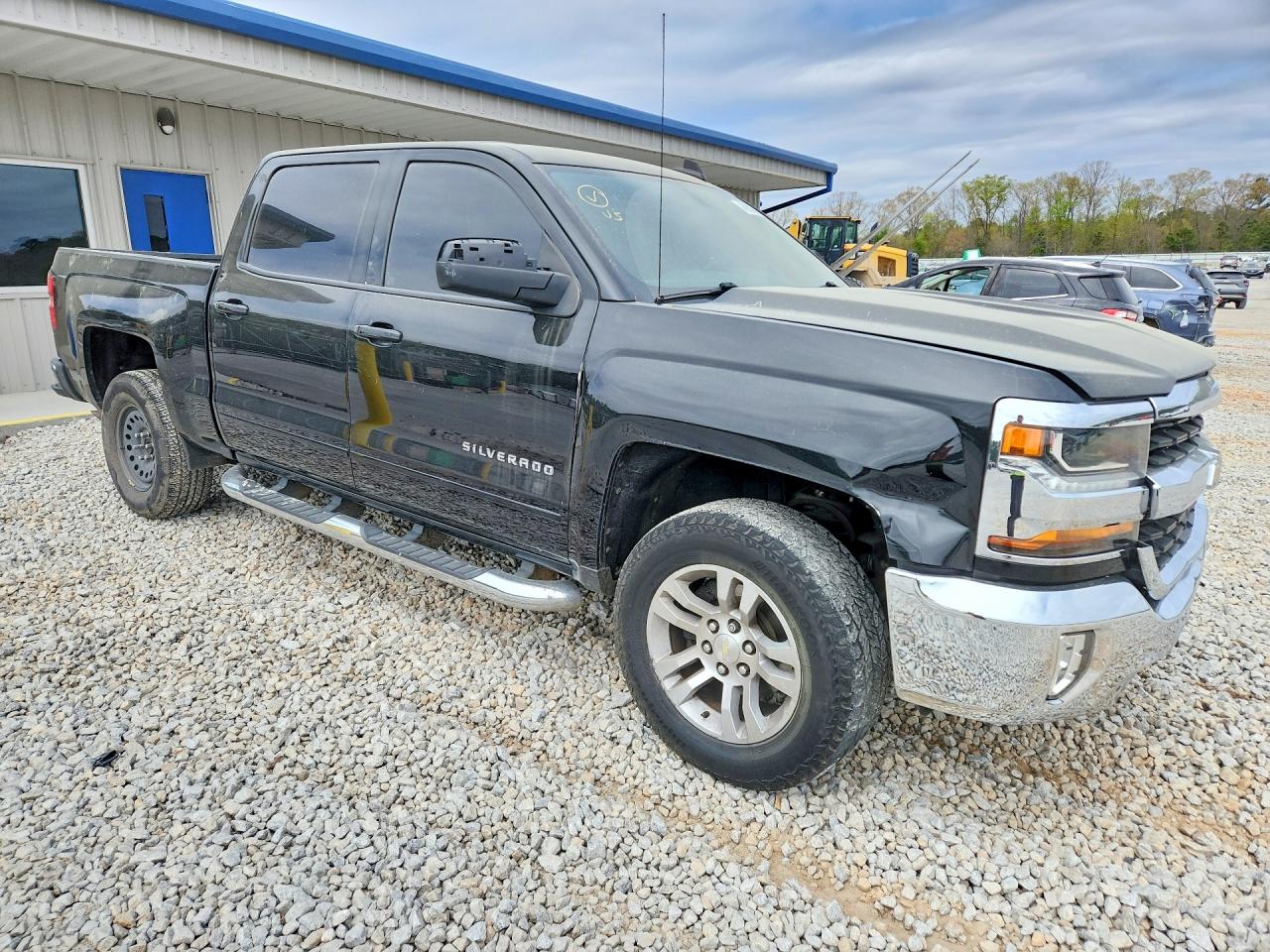 2018 CHEVROLET SILVERADO C1500 LT photo 4