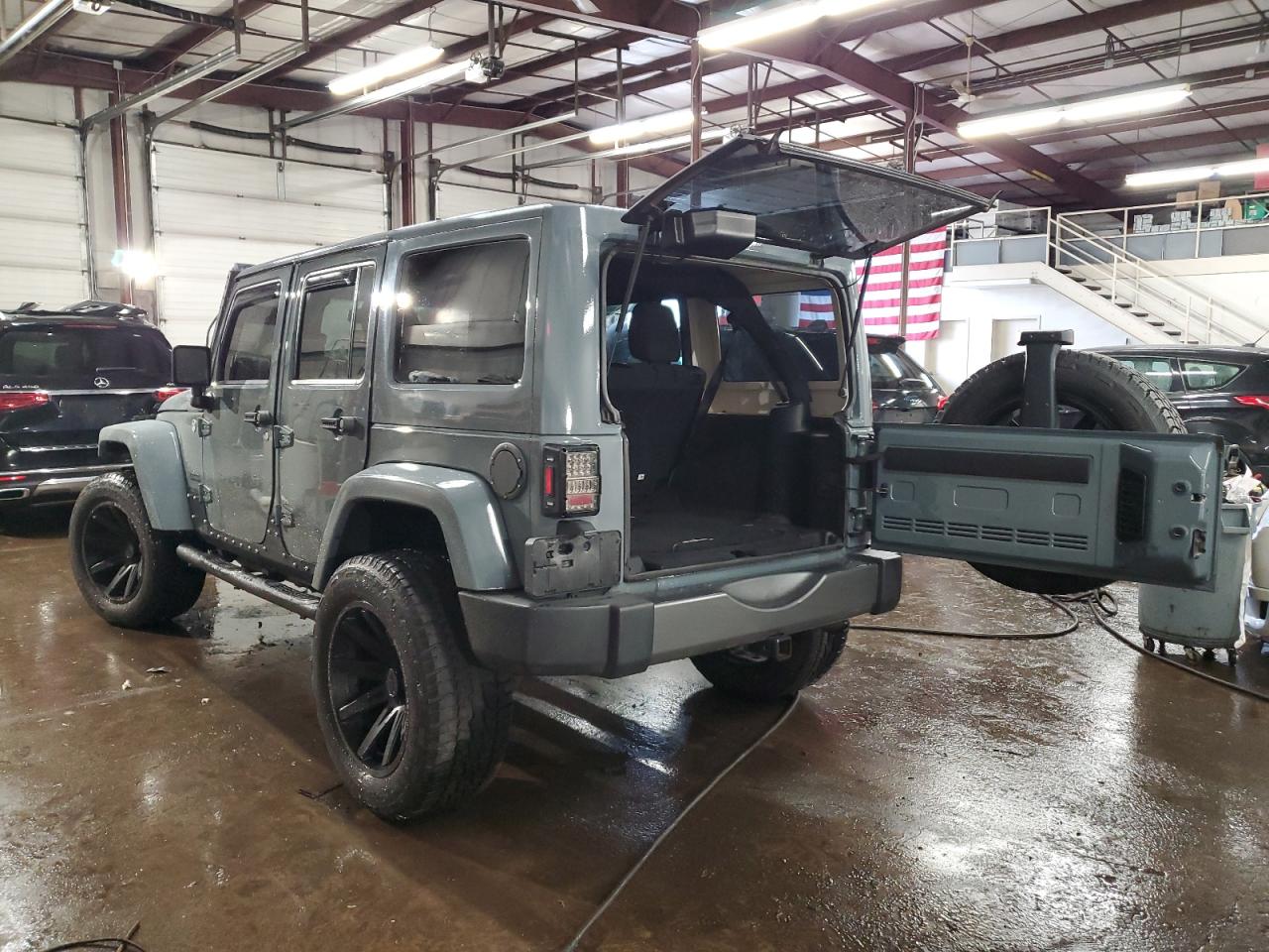 2015 JEEP WRANGLER UNLIMITED SPORT photo 4