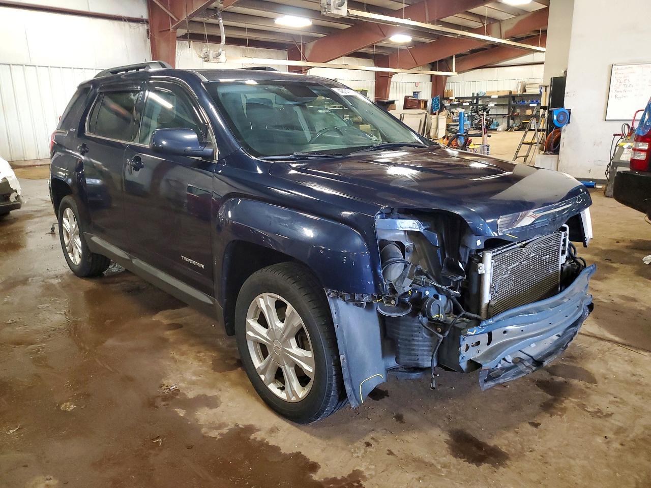 2017 GMC TERRAIN SLE photo 7