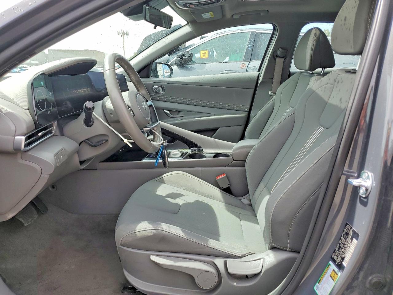 2025 HYUNDAI ELANTRA SEL CONVENIENCE photo 19