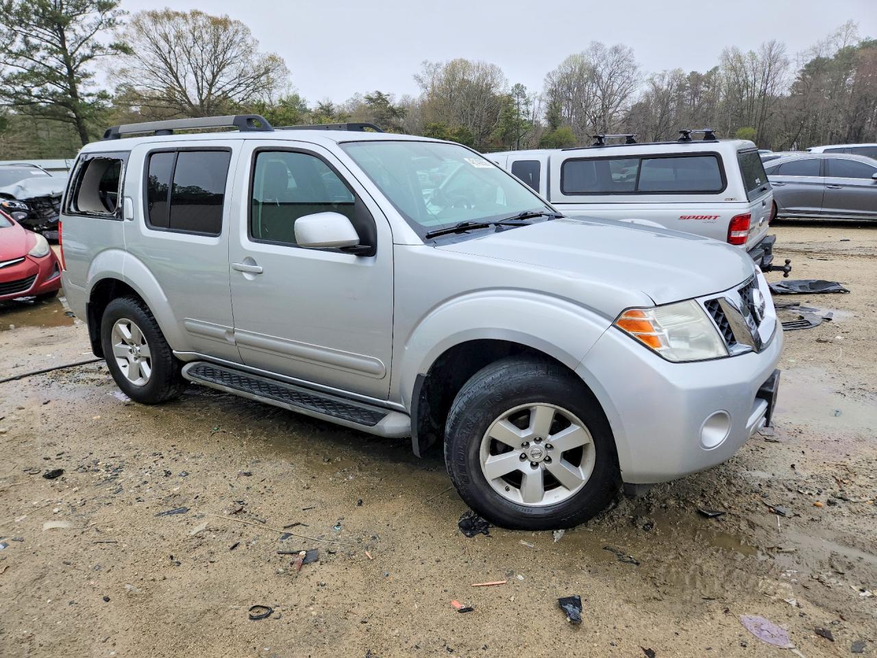 2010 NISSAN PATHFINDER S photo 10