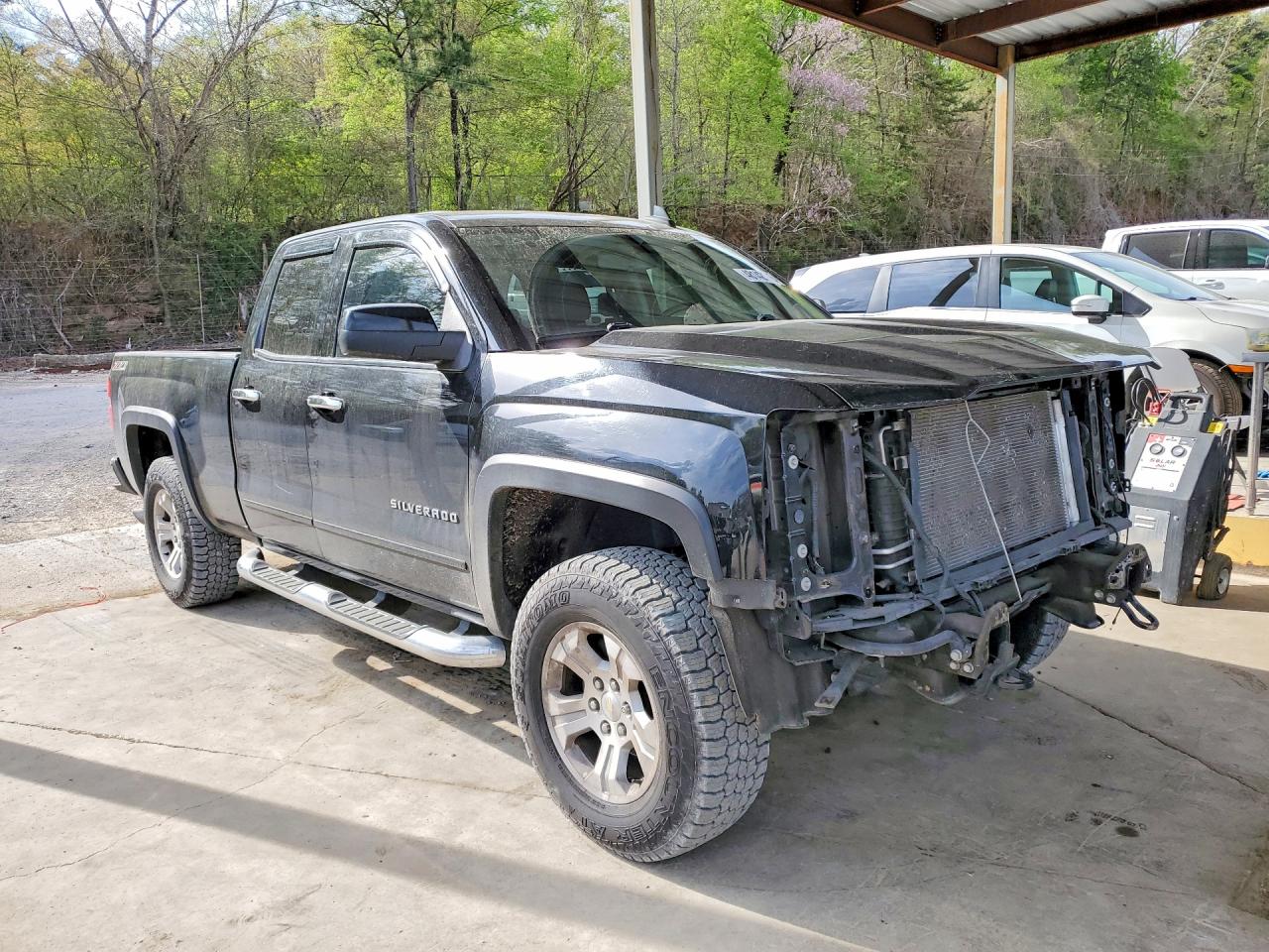 2016 CHEVROLET SILVERADO K1500 LT photo 4