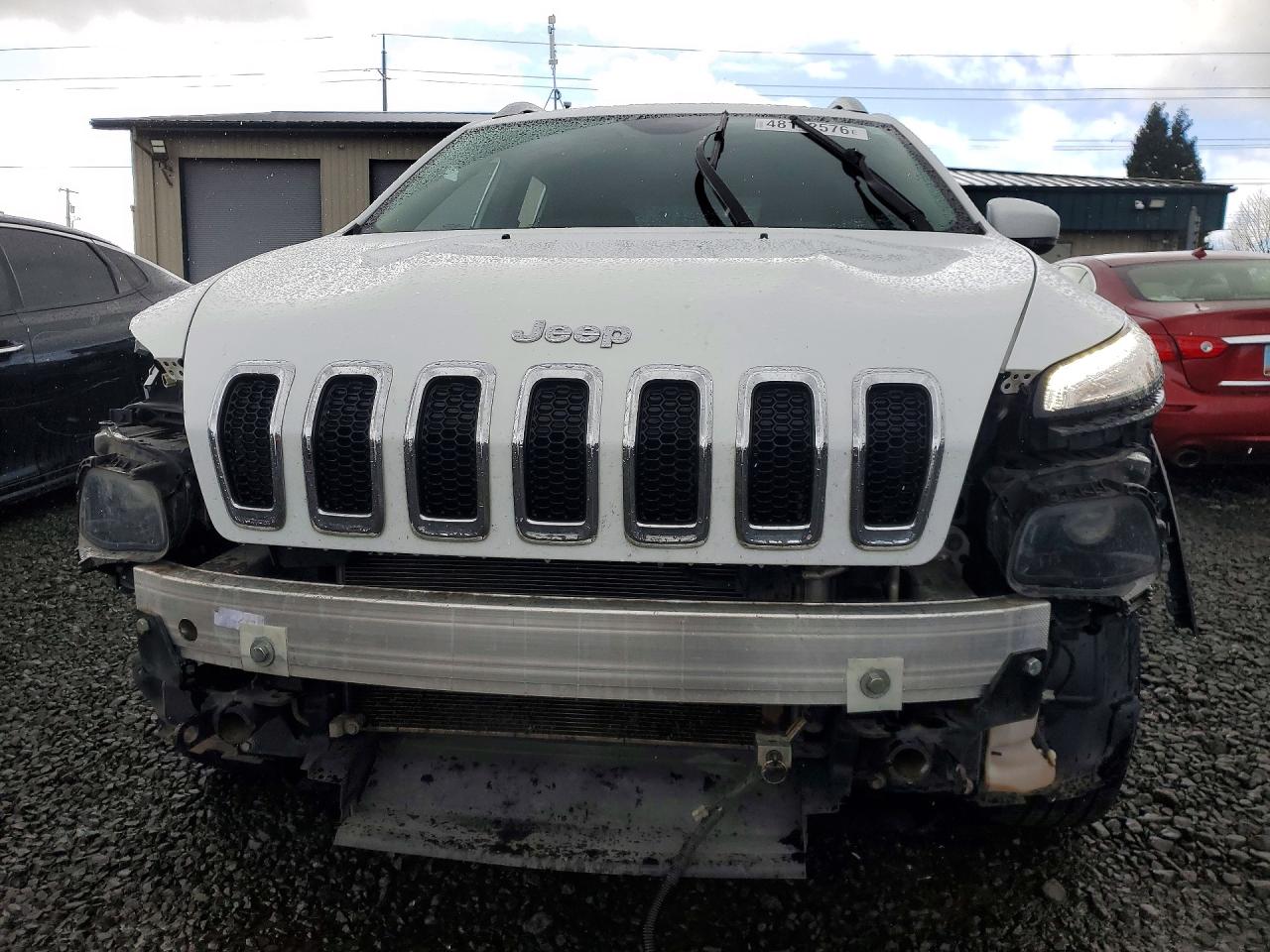 2017 JEEP CHEROKEE LATITUDE photo 9