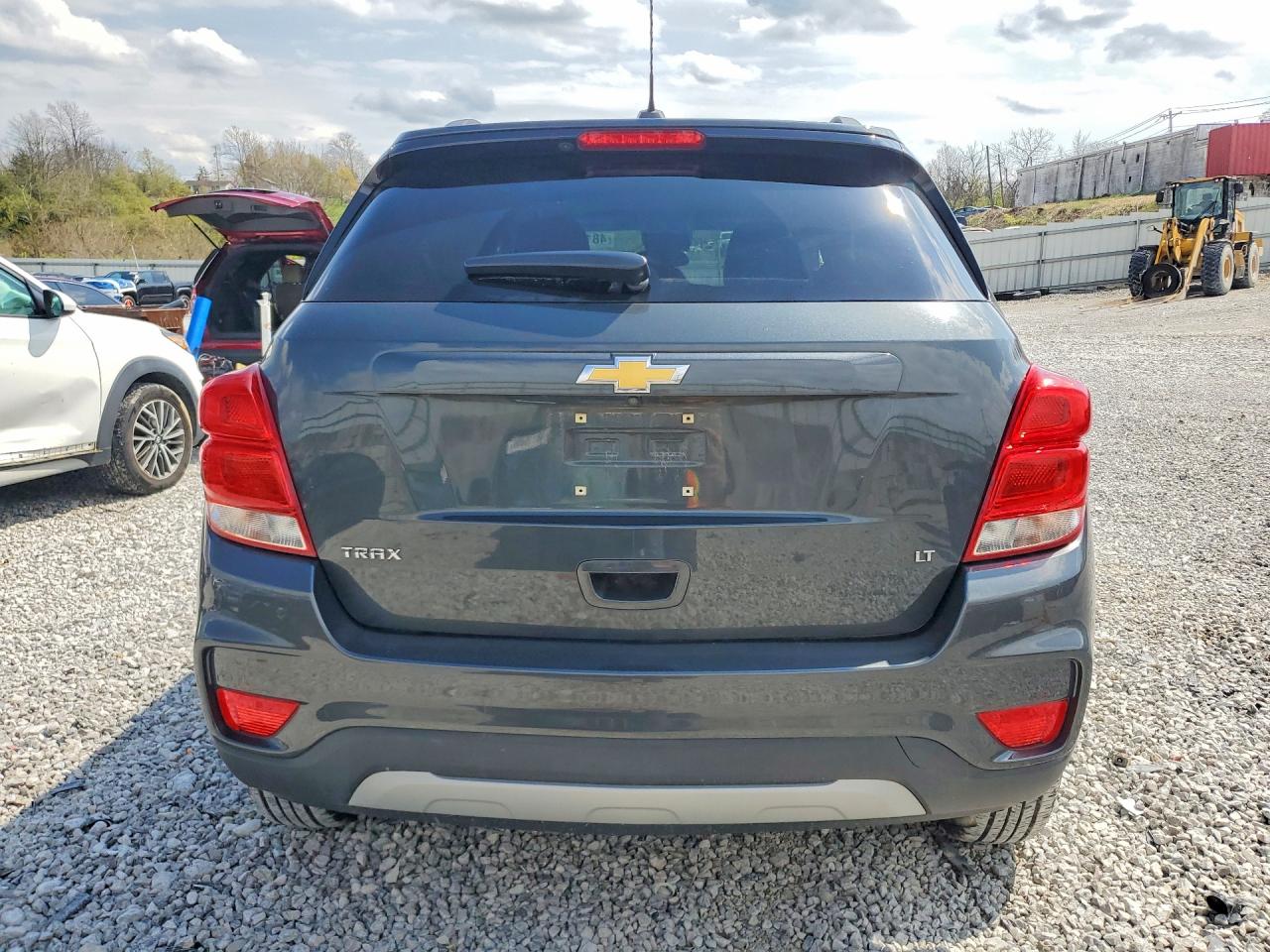 2018 CHEVROLET TRAX 1LT photo 6