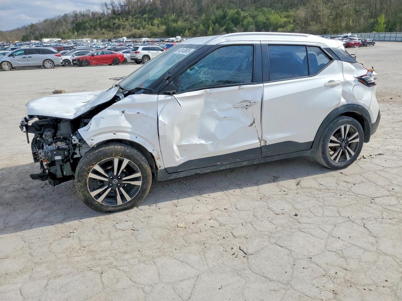2019 NISSAN KICKS
