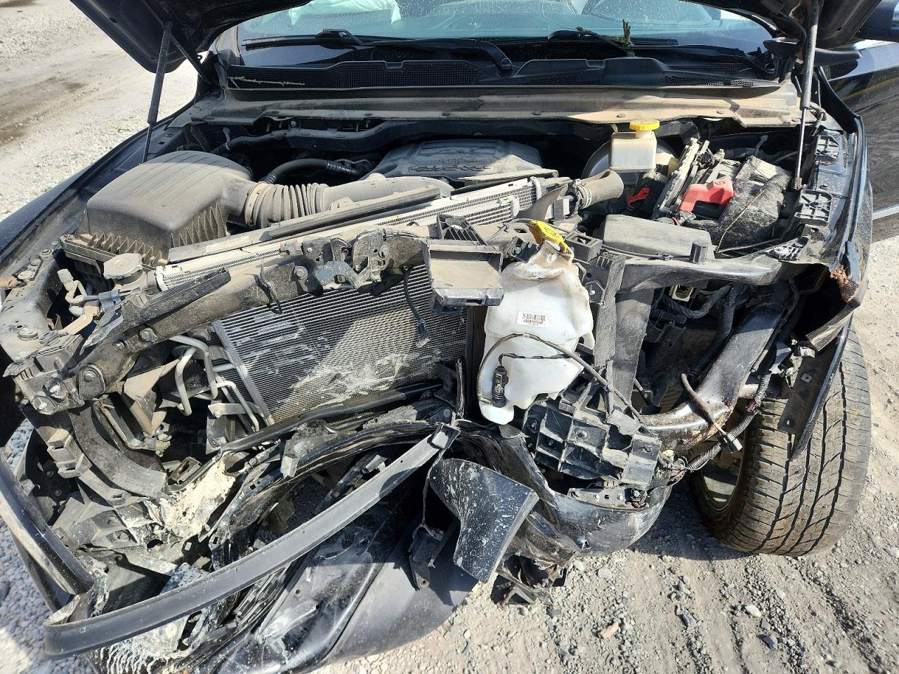 2019 RAM 1500 LIMITED photo 21
