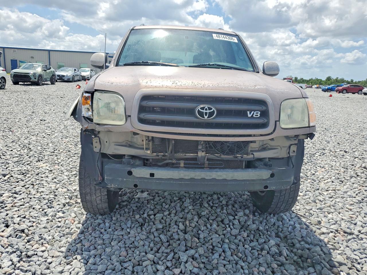 2002 TOYOTA SEQUOIA SR5 photo 5