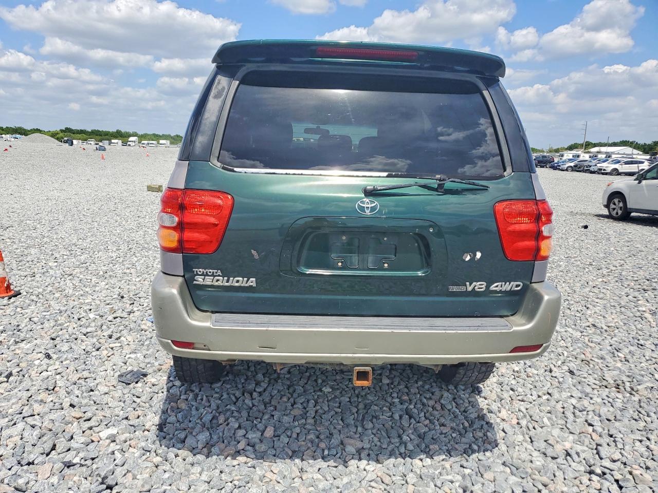 2002 TOYOTA SEQUOIA SR5 photo 6