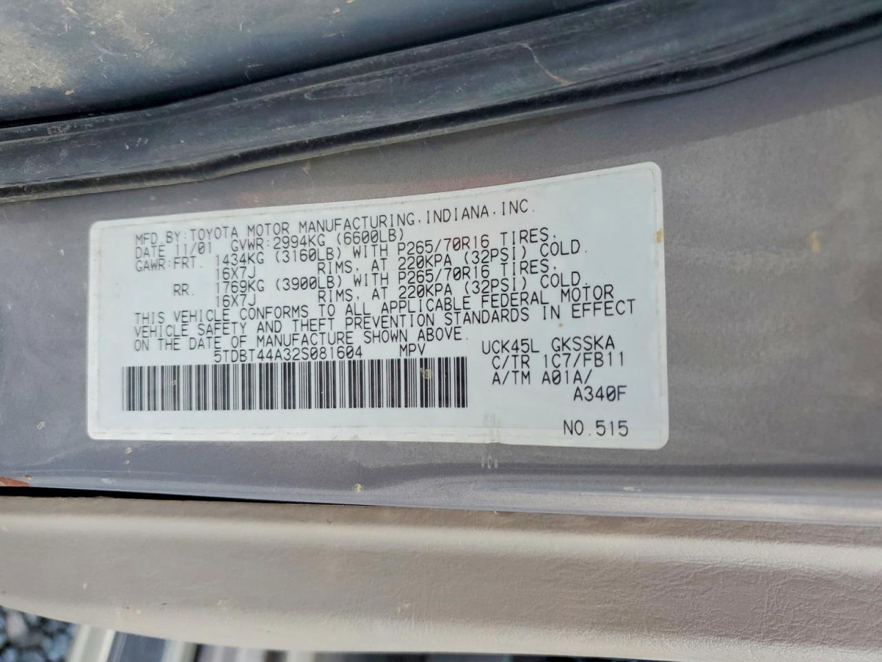 2002 TOYOTA SEQUOIA SR5 photo 13
