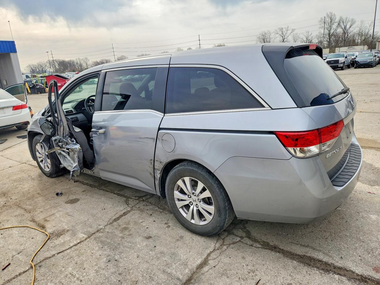 2016 HONDA ODYSSEY EX photo 2