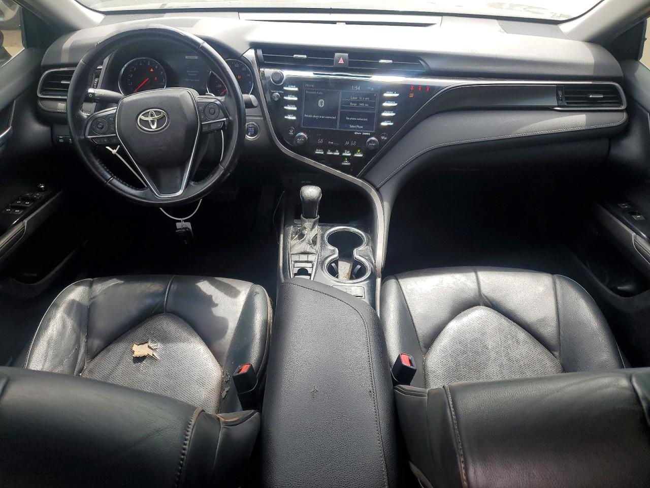 2020 TOYOTA CAMRY XSE photo 8