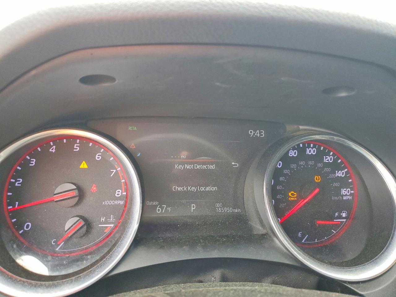 2020 TOYOTA CAMRY XSE photo 9